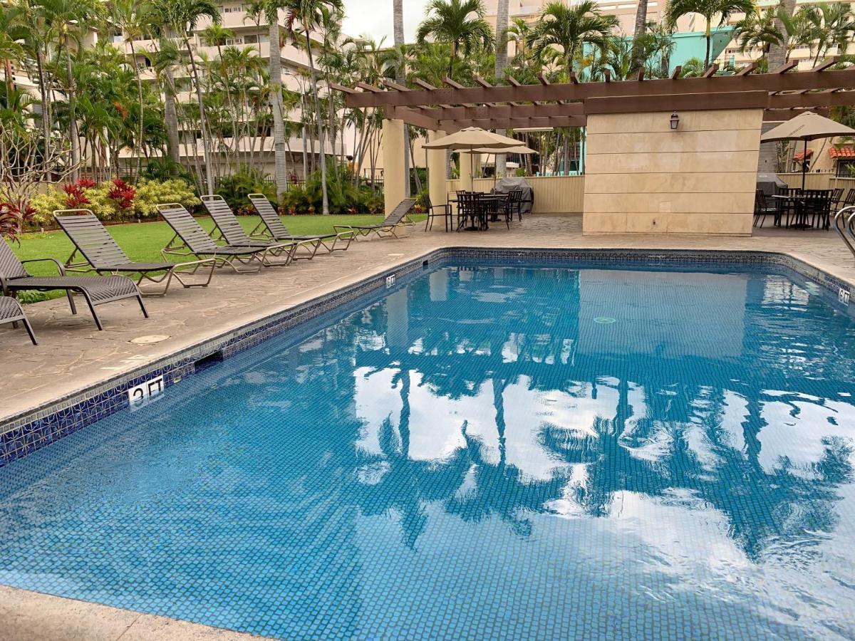 Vacation Rental Studios At Royal Garden Waikiki โฮโนลูลู ภายนอก รูปภาพ